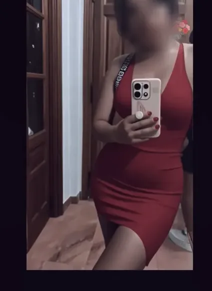 Carina, 27