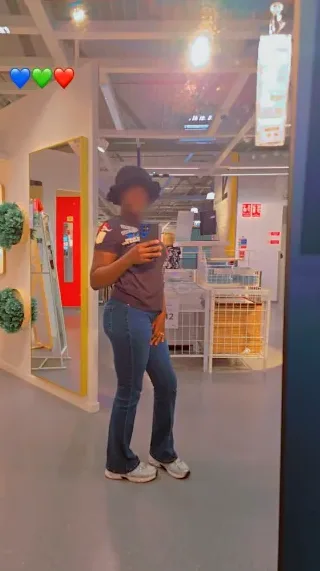Charlotte, 29