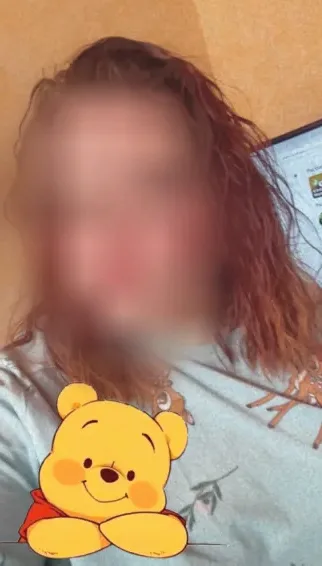 Julia, 20