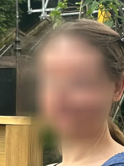 Lotta, 34
