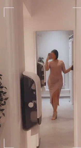 Marie, 35