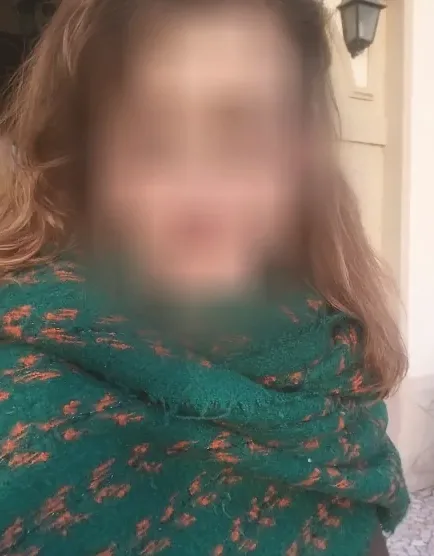 Melina, 38