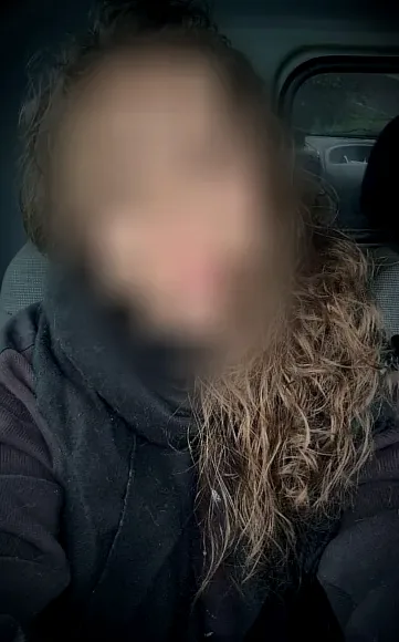 Ramona, 24
