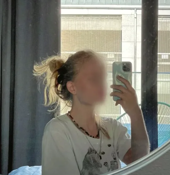 Verena, 19
